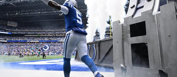 Anthony Richardson runs against the Tennessee Titans during his rookie season with the Indianapolis Colts