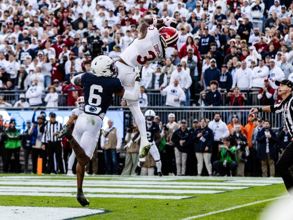Omar Cooper Jr. catches the game-winning touchdown for Indiana over Penn State in 2025