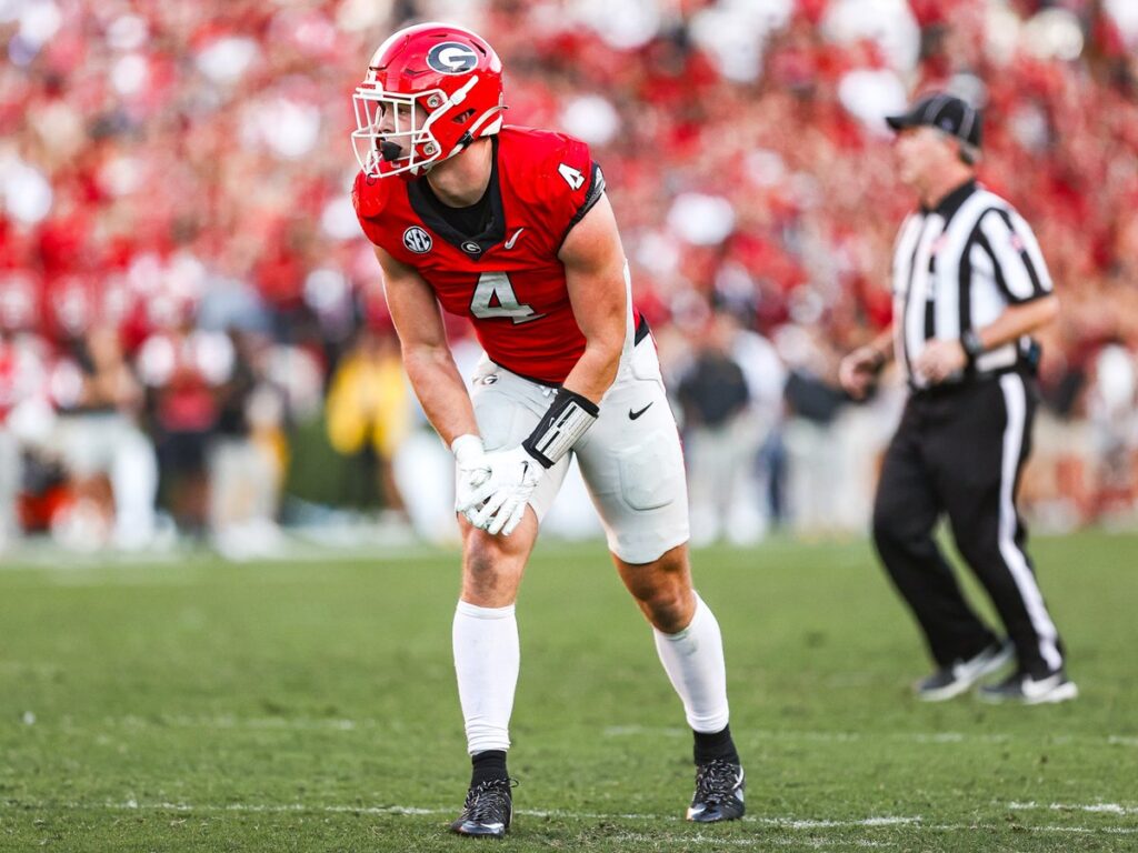 Oscar Delp Georgia tight end in action