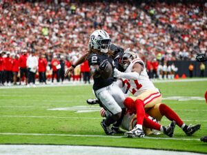 Las Vegas Raiders running back Ashton Jeanty carries the ball during the Aug. 16, 2025 preseason game against the San Francisco 49ers at Allegiant Stadium